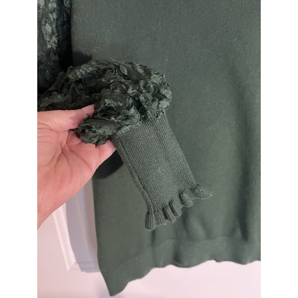 Sioni Milano Women's Green Crew Sweater Sheer Flower Embellished Sleeves Size M - Picture 6 of 6